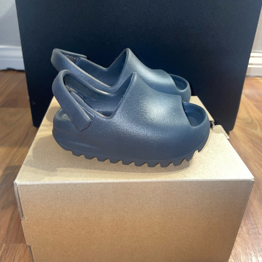 Yeezy Slides Toddler